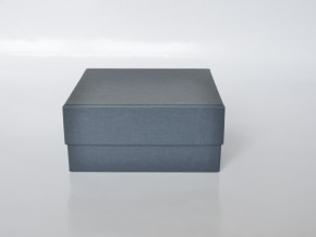THEONA, blue